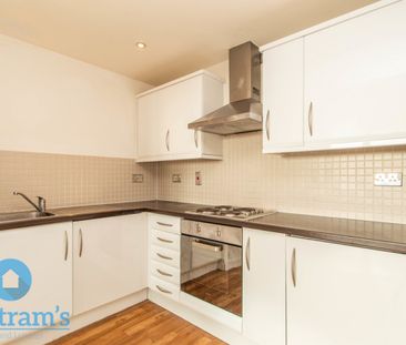 1 bed Apartment for Rent - Photo 2