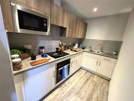 Studio to rent - Photo 5