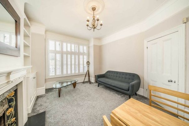 Lynn Road, Clapham South, SW12 - Photo 1