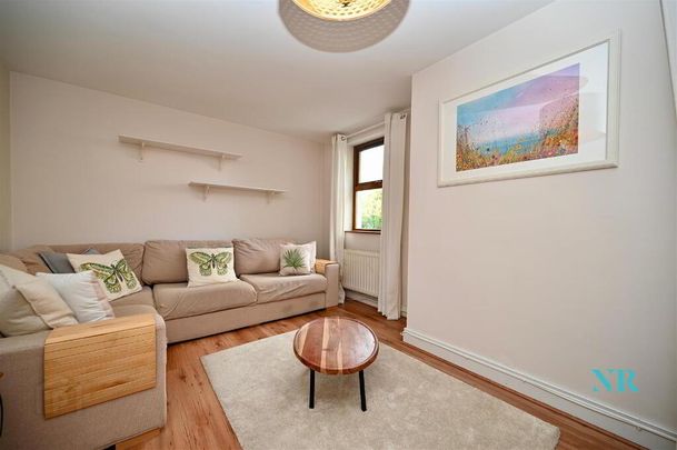 3 Station Terrace, Helens Bay, Bangor, BT19 1TQ - Photo 1