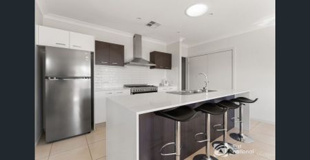 COMFORTABLE AND CLOSE TO CBD - Photo 5