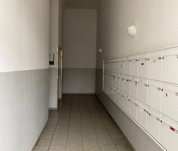 Stilvolle 2 Zimmer Wohnung mit EBK und bodentiefen Fenstern - Photo 1