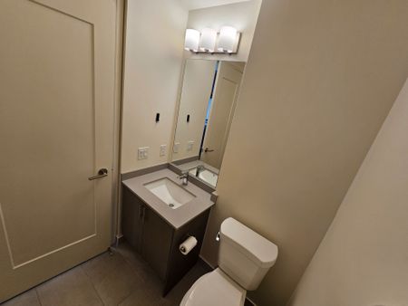 For Lease - 9000 Jane Street Unit# 525, Vaughan, Ontario - Photo 5