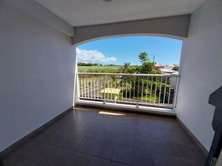 Location Appartement 2 pièces 46m² ST ANDRE 97440 - Photo 4