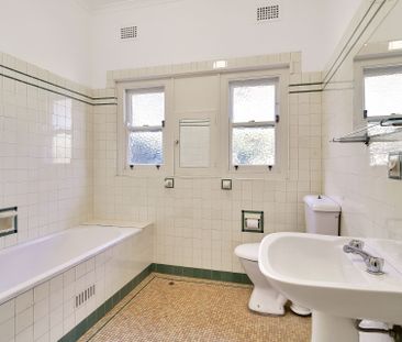 7 Stewart Street, Artarmon NSW 2064 - House For Rent | Domain - Photo 6