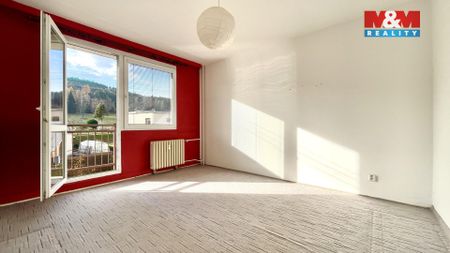 Pronájem bytu 3+1 78 m², Radvanice - Fotografie 2