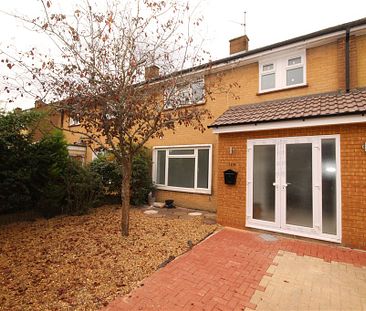 Applegarth Avenue, Guildford - Photo 1