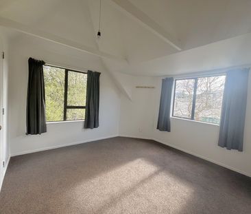 Townhouse - Photo 1