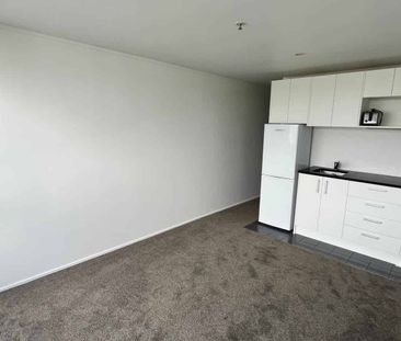 City Living in the Heart of Auckland - Stylish Zest Apartment - Photo 5