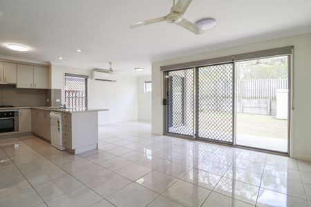 MODERN 3 BED 2 BATH HOME - Photo 5