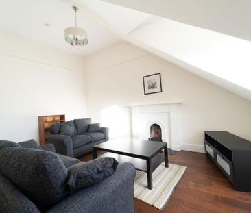 3 bedroom flat to rent - Photo 1