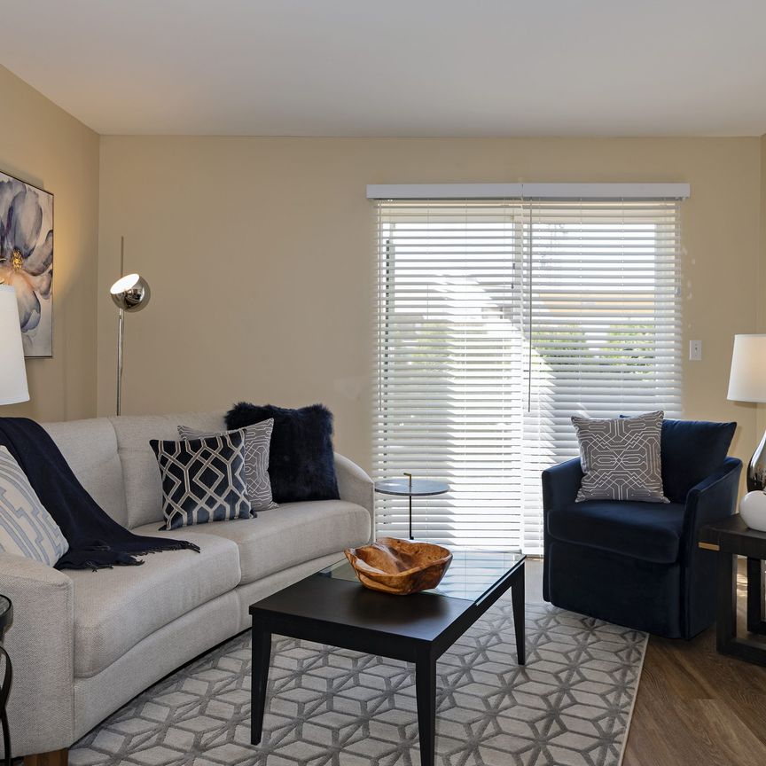 2 Bed, 1 Bath - Photo 1