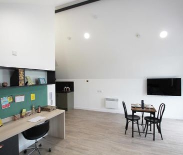 Studio to rent - Photo 3