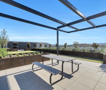 A place to netflix and chill - Photo 1