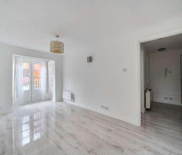 Selhurst Close, Wimbledon, SW19 - Photo 6