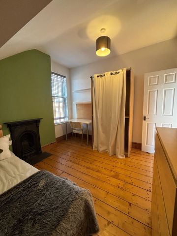 5 Bed Semi-Detached House, Colwick Road, NG2 - Photo 3