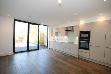 2 bedroom apartment to rent - Photo 4