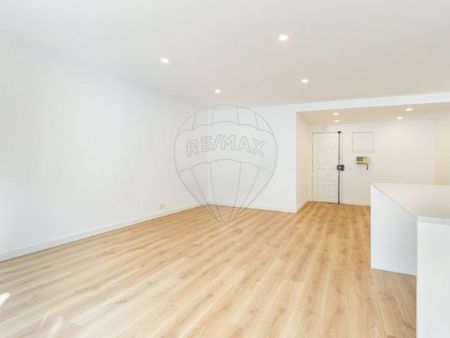 2 room luxury Apartment for rent in Cascais e Estoril, Portugal - Photo 2