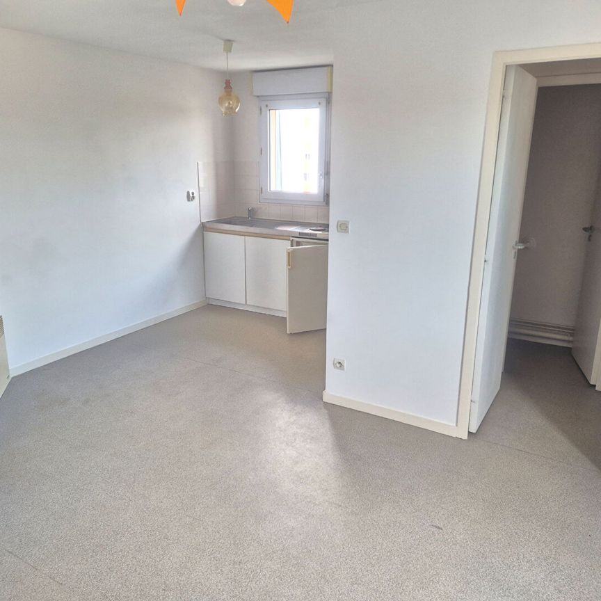 A LOUER Studio 50000 Saint-Lô PROCHE IUT/FIM 1 pièce 21.01 m² - Photo 1