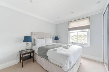 3 bedroom flat to rent - Photo 5