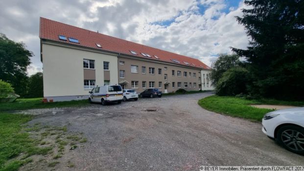 3 Zimmer Wohnung mit 88qm im DG eines ehemaligen 4 Seitenhofes zu vermieten - Photo 1