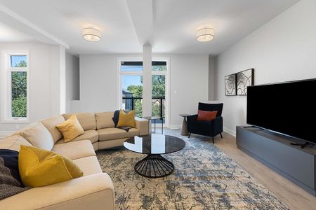 240 Blackburn | All Inclusive Living in Sandy Hill, Ottawa - Photo 3