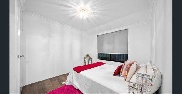 12 Portland Mews, Bennett Springs, WA 6063 - Photo 1