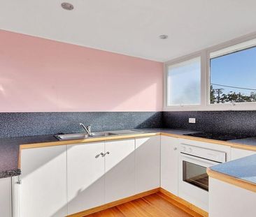 Charming Brick Family Home - Photo 5