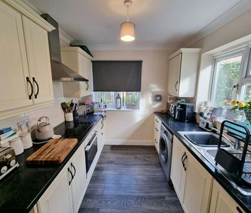 Flat to rent on - Photo 5