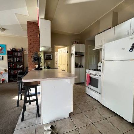 Roomy 2 Bed Near Brewery District – Ideal Location & Lifestyle! - Photo 1