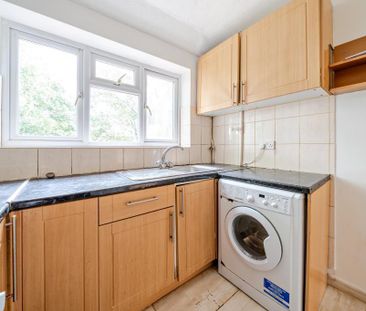 2 bedroom maisonette to rent - Photo 5