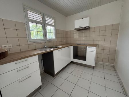 T3 avec terrasse à Fond Lada - Fort de France - Photo 3