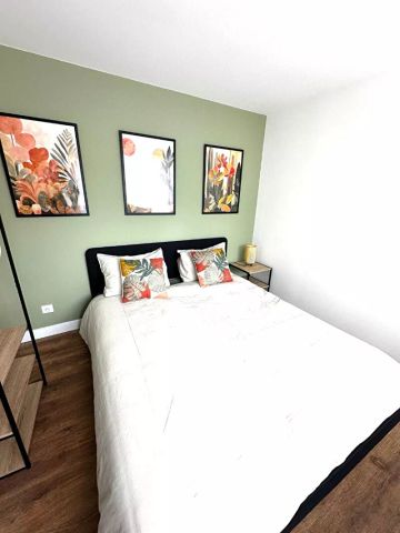 A LOUER TRES BEAU STUDIO MEUBLE NEUF EN PLEIN CENTRE VILLE ST QUENTIN 02100 - Photo 5