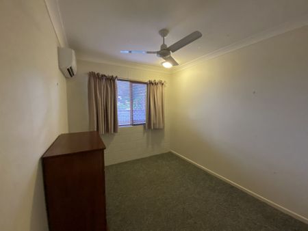 3/27 Camp Street, Mundingburra - Photo 2