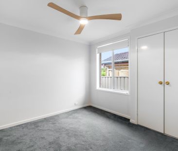 GREAT LOCATION AND OPEN PLAN LIVING - Photo 3