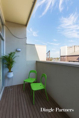 Modern One Bedroom in the Heart of Richmond - Photo 5