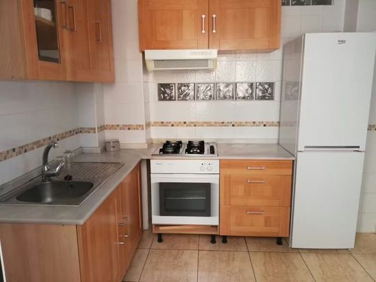 Carrer Campoamor, Valencia, Valencian Community 46022 - Photo 1