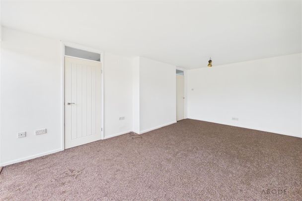 Henhurst Ridge, Burton-On-Trent DE13 9TH - Photo 1