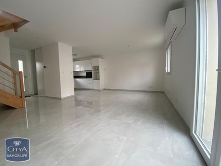 Location Maison 4 pièces 87m² LEUVILLE SUR ORGE 91310 - Photo 2