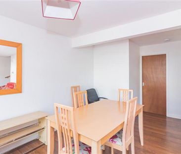 5 bedroom detached house to rent - Photo 2