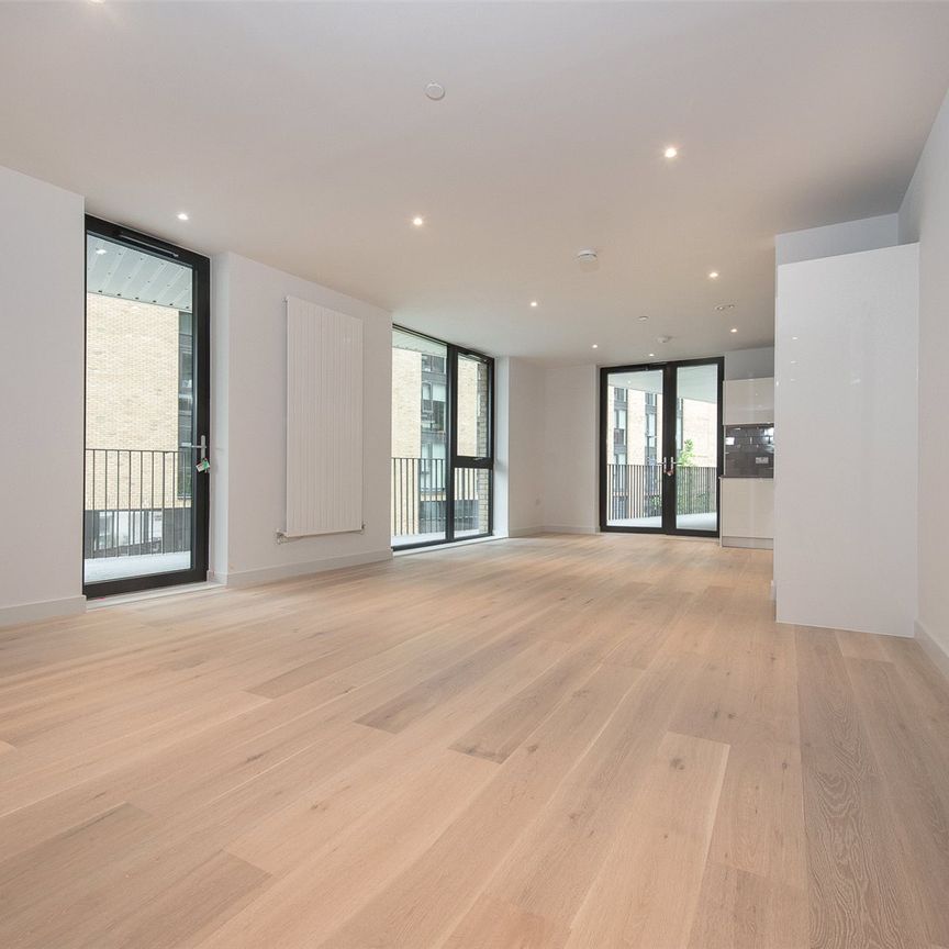 Starboard Way, London, E16 2JW - Photo 1