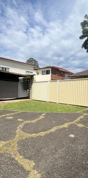 Modern Granny Flat in Prime Westmead Location - Photo 1
