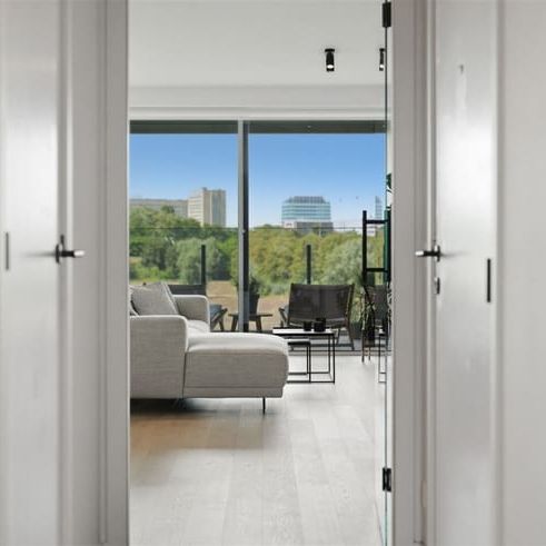 Appartement te huur - foto 1