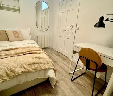 Plaza de Santa Bárbara, Madrid, Community of Madrid 28004 - Photo 4