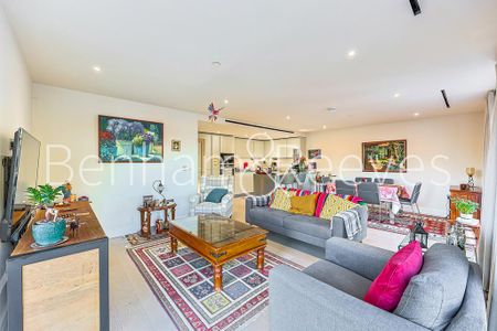 3 bedroom apartment to rent - Photo 2