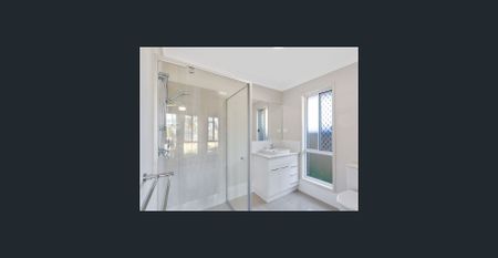 BEAUTIFUL 4 BEDROOM HOME - Photo 5