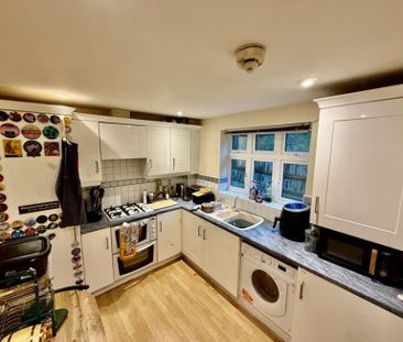 2 Bedroom Apartment To Let - Photo 4