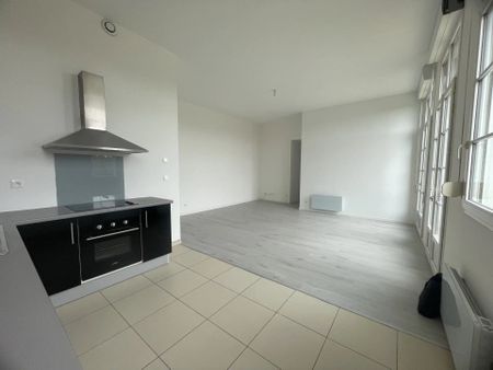 Location Appartement 3 pièces 63 m2 à Saint-Quentin - Photo 2