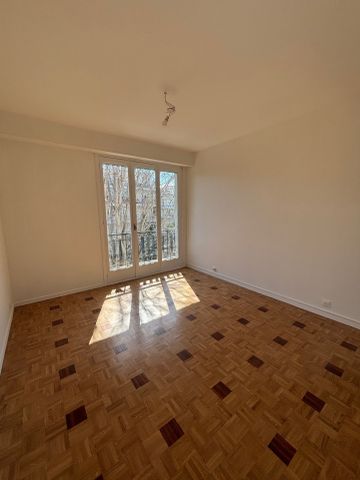 Location Appartement 4 pièces 100m² NICE 06000 - Photo 4