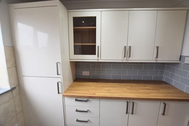 2 bedroom maisonette to rent - Photo 1